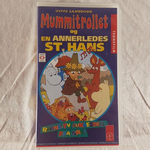 Mommitrollet og en annerledes St. Hans på VHS