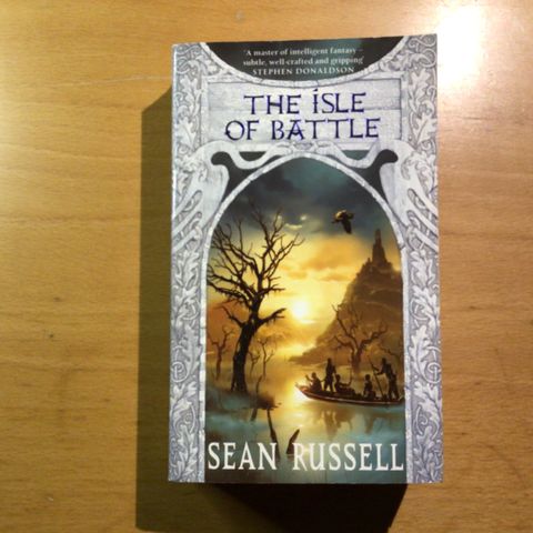 Bok - The Isle of Battle av Sean Russell  på Engelsk (Pocket)