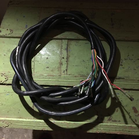 Yamaha 10 pins kabel selges 400kr