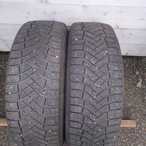 Pirelli vinterdekk 215/65 R 17