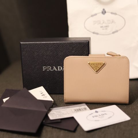 Prada Cipria Beige Vitello Move Leather Wallet