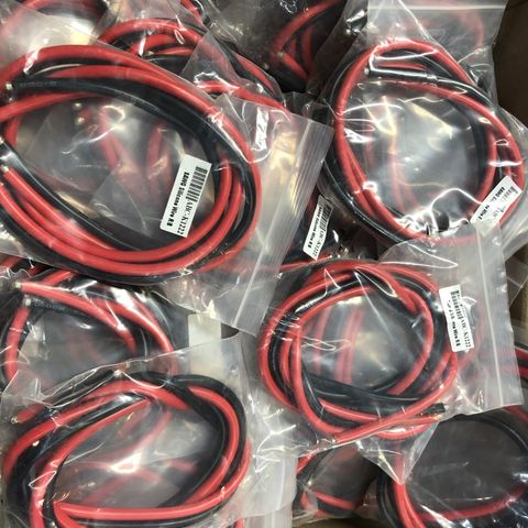 8 AWG SILICONWIRE 1+1M (RØD + SVART)