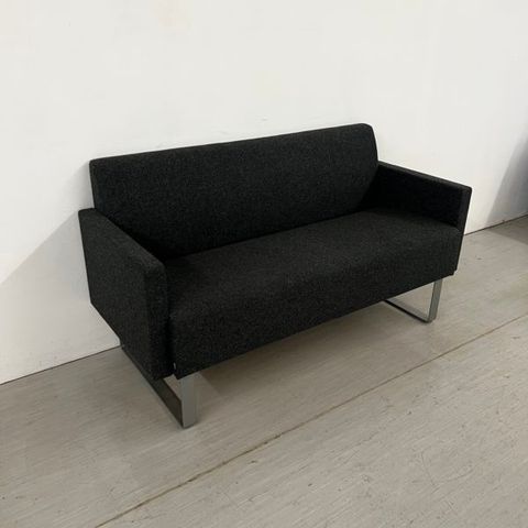 Materia Monolite sofa 2-seter