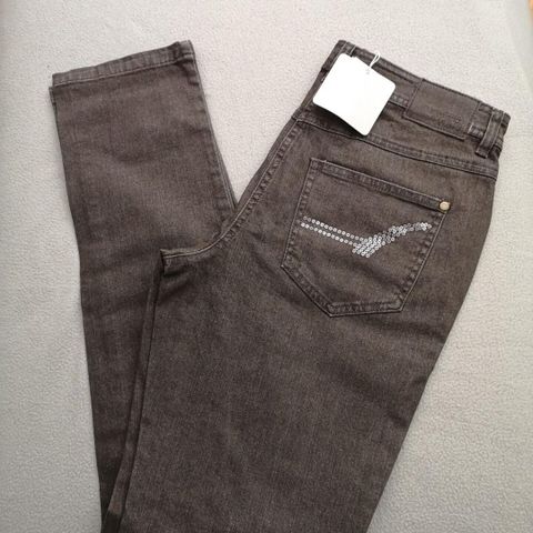 Helt Ny dame Jeans Vavite strl. 38/32