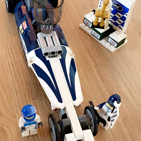 Lego Dragster bil med figurer