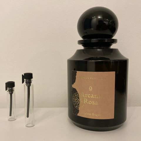 L’artisan Parfumeur - Arcana Rosa. Parfymeprøve / dekanter