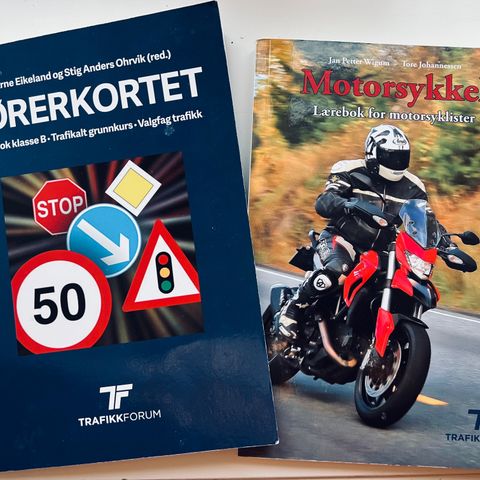 Trafikalt grunnkurs, Lærebok klasse B, Lærebok for motorsyklister