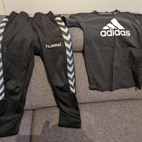 Treningsbukse/ Adidas T-Skjorte