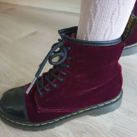 Dr. Martens sko i str 35-36