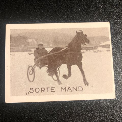 Sorte mand 1924 Brødrene Diskerud Mysen Trav Bjerke sigarettkort 1930