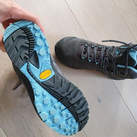 Som nye! Mammut Nova Mid Gtx lll woman selges