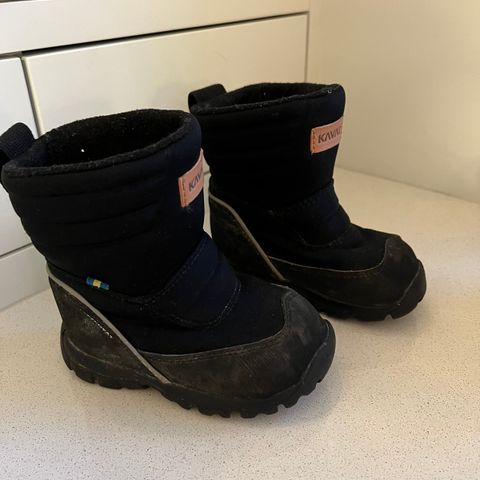 Solide vanntette kvalitets støvler - sko - vintersko fra KAVAT str 23