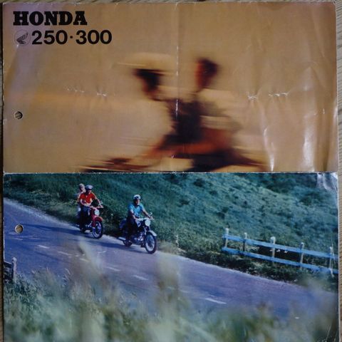 HONDA 250 og 300 gammel brosjyre