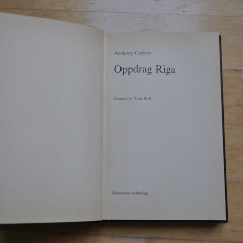 Oppdrag Riga. Anthonyn Corbett.