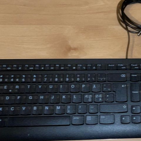Lenovo Slim USB Keyboard / STRØKENT