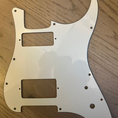 Warmoth pickguard