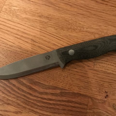 Håndlaget jaktkniv av knivmaker Dan Koster - Bushcrafter knife