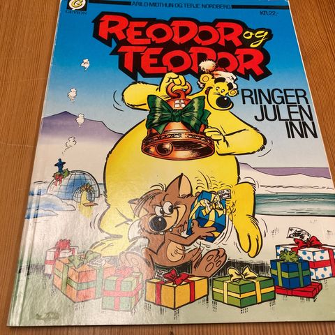 REODOR OG TEODOR RINGER JULEN INN