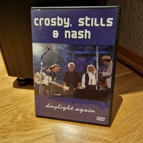 Crosby , Stills & Nash - Daylight again.