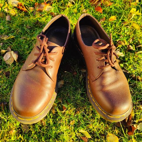 Dr. Martens sko brune str 38