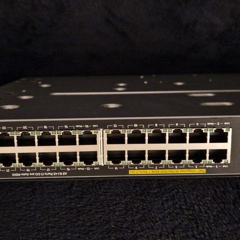 Aruba 2530-24G POE+ J9773A