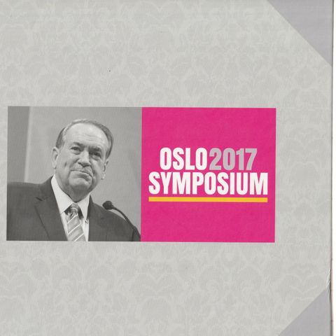 Oslo 2017 Symposium   innb. Tverrstilt meget pen . 397 s.