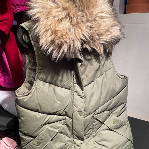 Vest Gina tricot str S