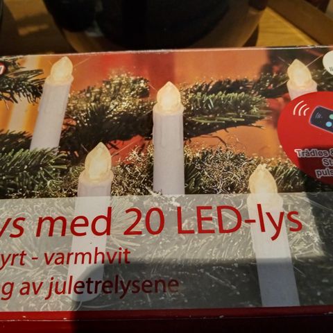 20 led juletrelys som bruker batteri