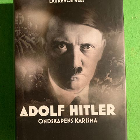 6 bøker av om Adolf Hitler