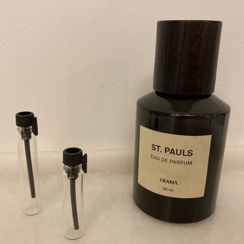 St. Pauls - Frama. Parfymeprøve / dekanter