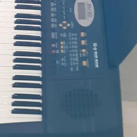 Stor Roland keyboard