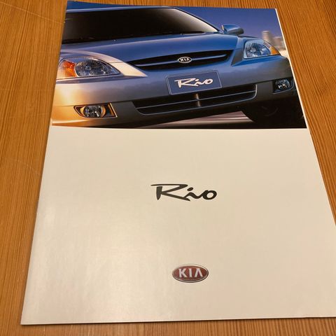 BILBROSJYRE - KIA RIO - 2003