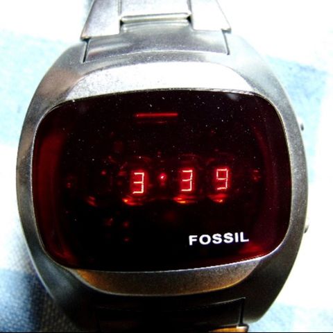 Fossil LED klokke vintage, stål med lysende rød led