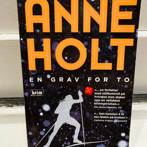 Anne Holt - En grav for to bok