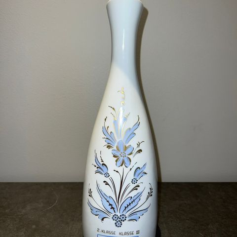 Gammel vase fra Porsgrund Porselen