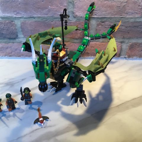 Lego ninjago 70593 The Green NRG Dragon