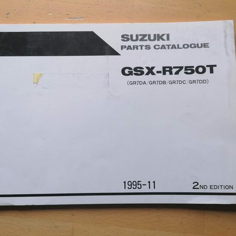 Suzuki GSX-R 750 delekatalog