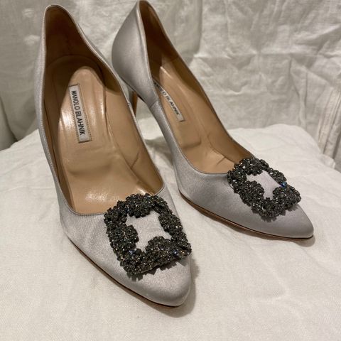 Nydelige Manolo Blahnik Hangisi