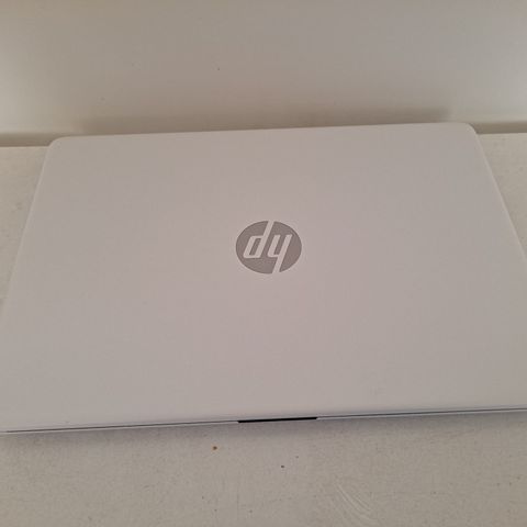 HP  Laptop 14s-dq0003