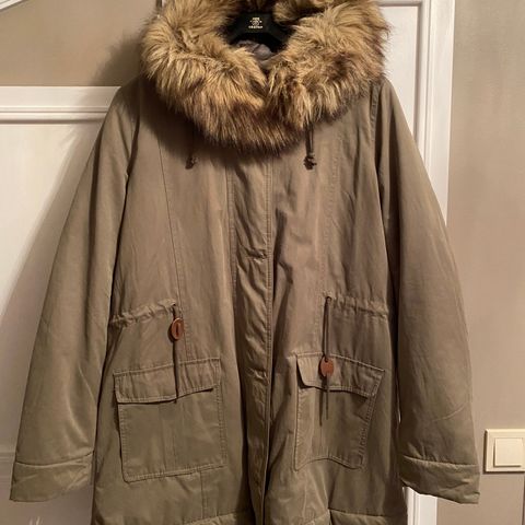 Ny parkas str XL