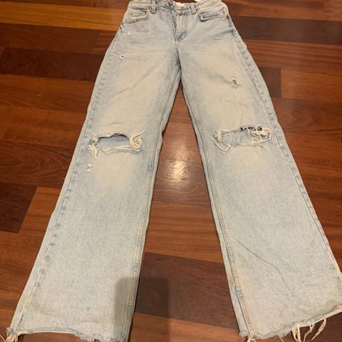 Zara jeans str 34