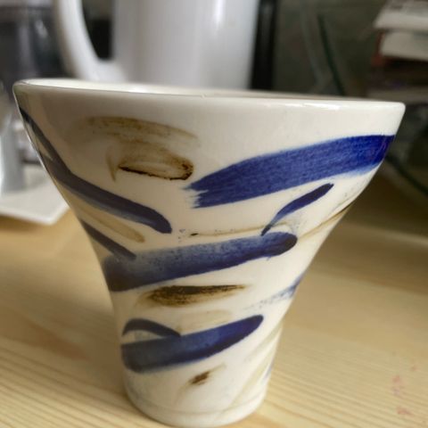 Fin keramikk laget av kunstner. Ny pris