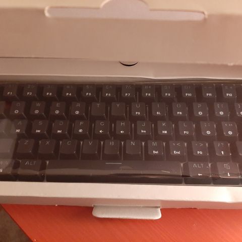 Gaming tastatur gk61
