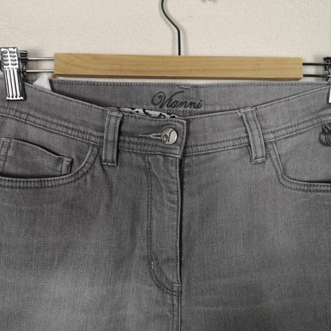 Vianni jeans i størrelse 36/38