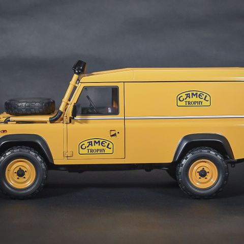 Land Rover Defender 110 Camel Trophy Support Unit Borneo 1985 Almost Real 1:18