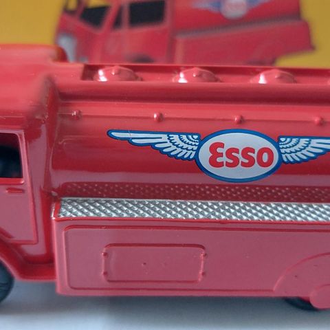 Atlas Dinky Toys 25 U, Ford Esso tankbil