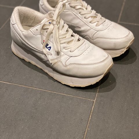 Fila sneakers str 38