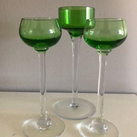 3 grønne glass