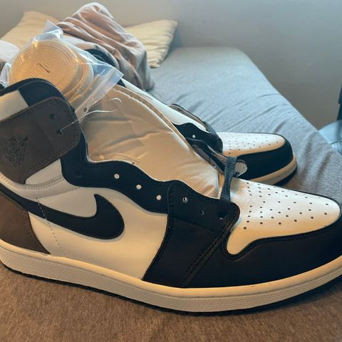 Jordan 1 high mocha 46