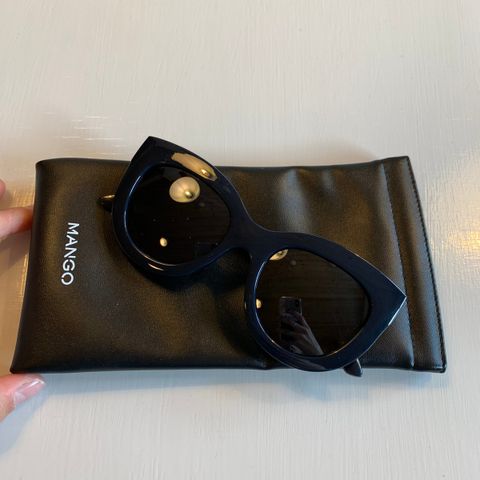 Nye solbriller fra Mango